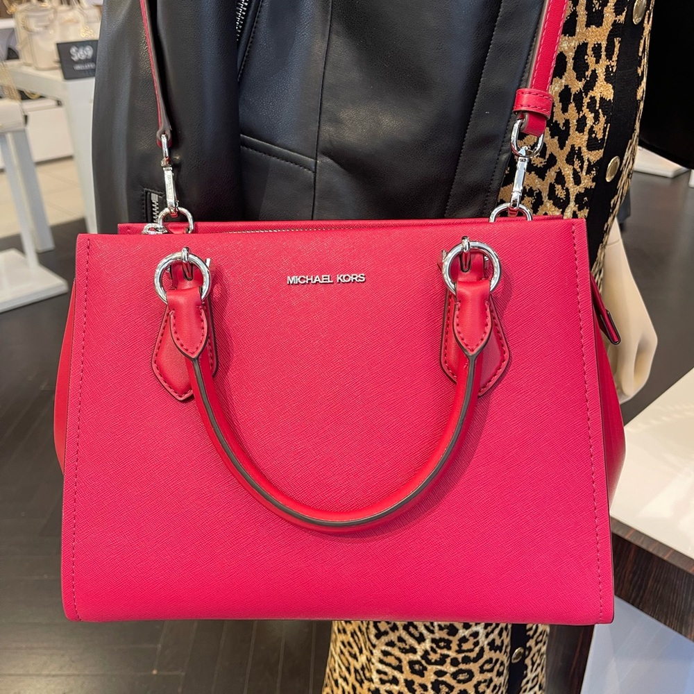 MICHAEL KORS Marilyn Medium Saffiano Leather Satchel
Dark Raspberry 
NWT - Picture 7 of 16